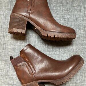 KORKS Elsie Bootie - Brown Ankle Boot - Women's 8.5M